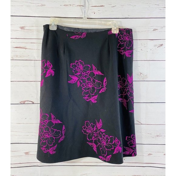 Tailor B Moss Skirt Womans Sz 10 Black Hot Pink Embroidered Flowers Lined - Picture 1 of 7